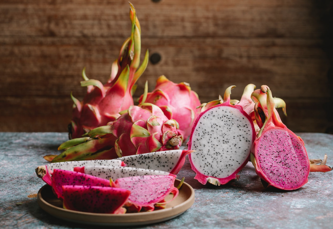 Can Goldfish Eat Dragon Fruit The Goldfish Tank